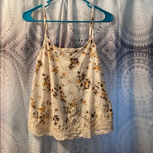 Tank - Picture 2 of 4